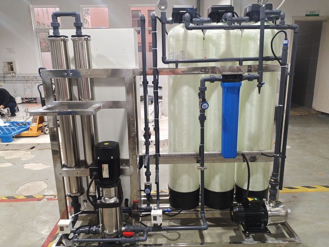 आरओ प्लांट के लिए वाटर फिल्टर सिस्टम पेयजल उपचार मशीन 500Lph